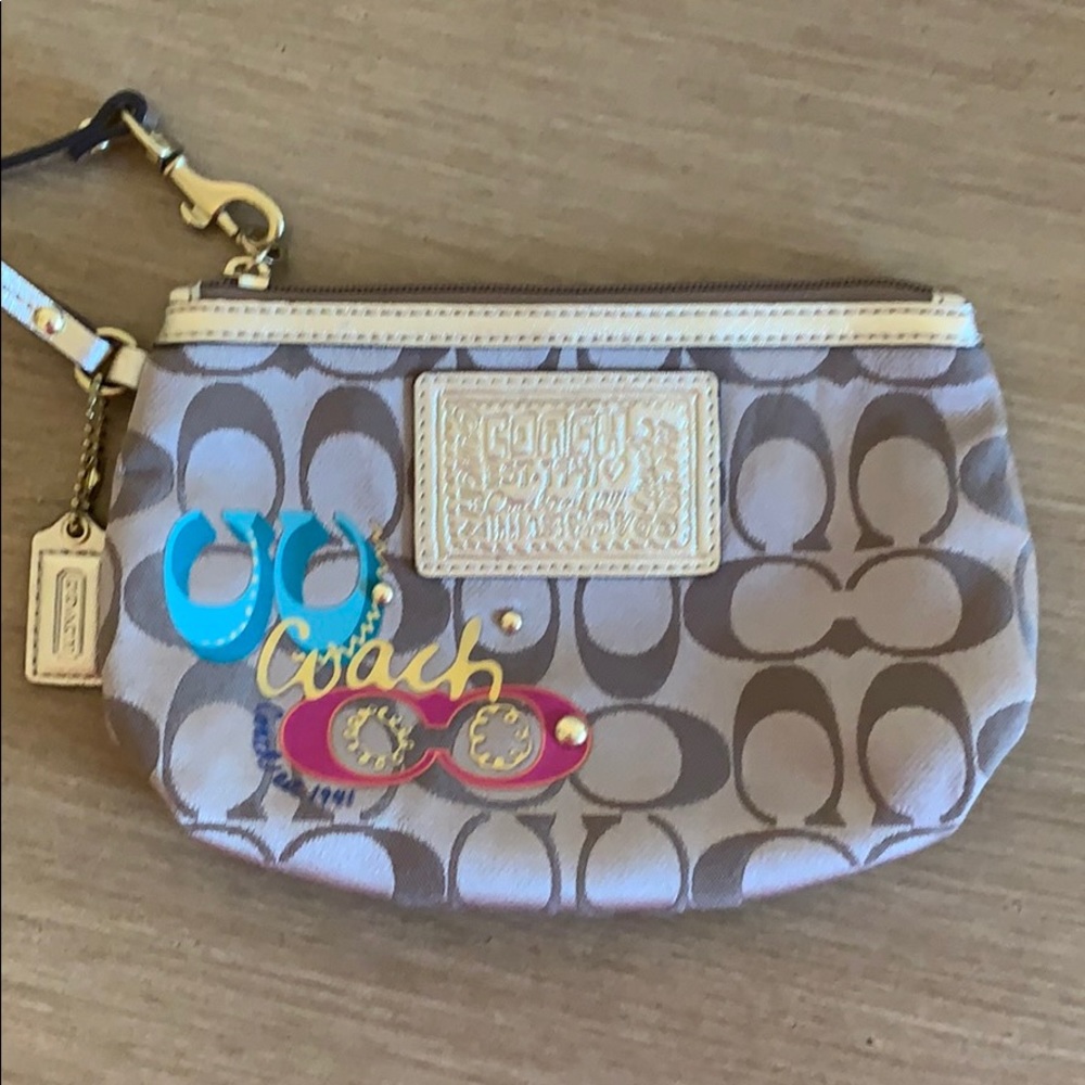NWOT COACH bag and matching wristlet - Picture 7 of 8